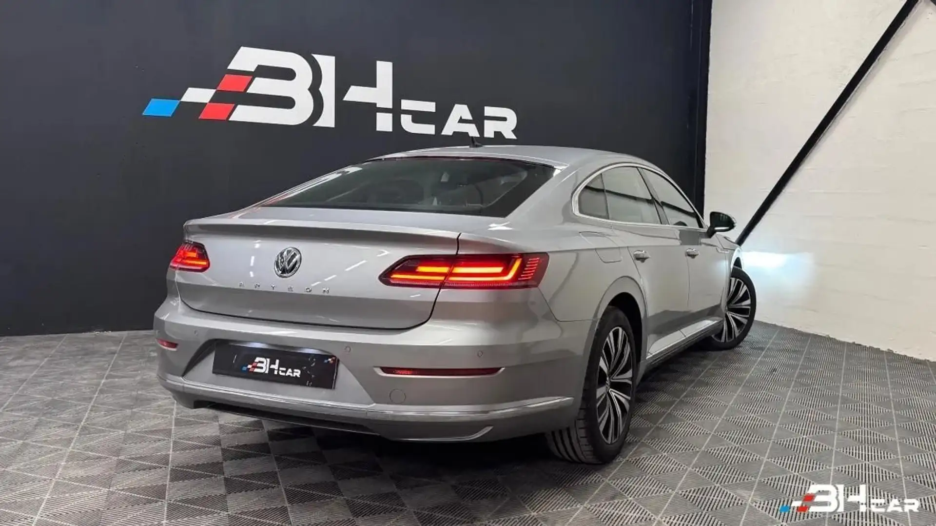 Volkswagen Arteon 2.0 TDI 150 BLUEMOTION ELEGANCE DSG BVA Grijs - 2