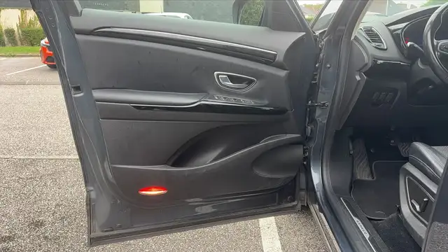 Renault Espace view 7