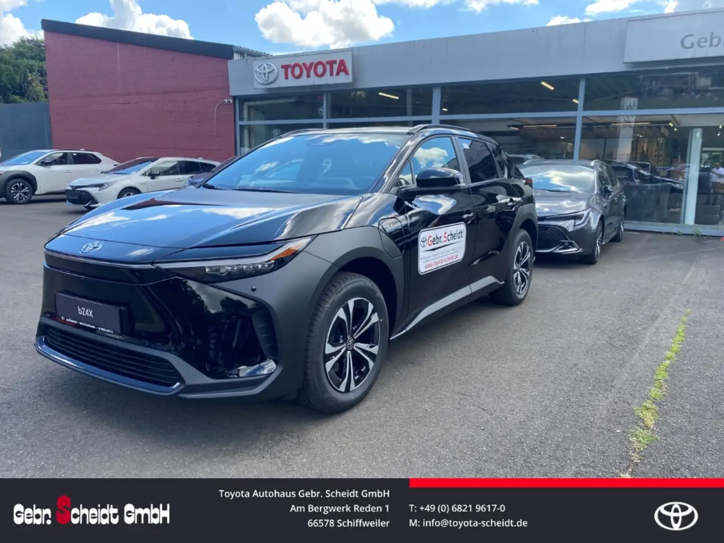 Toyota bZ4X FWD Teamplayer Apple CarPlay Android Auto LED-Haup Černá - 1