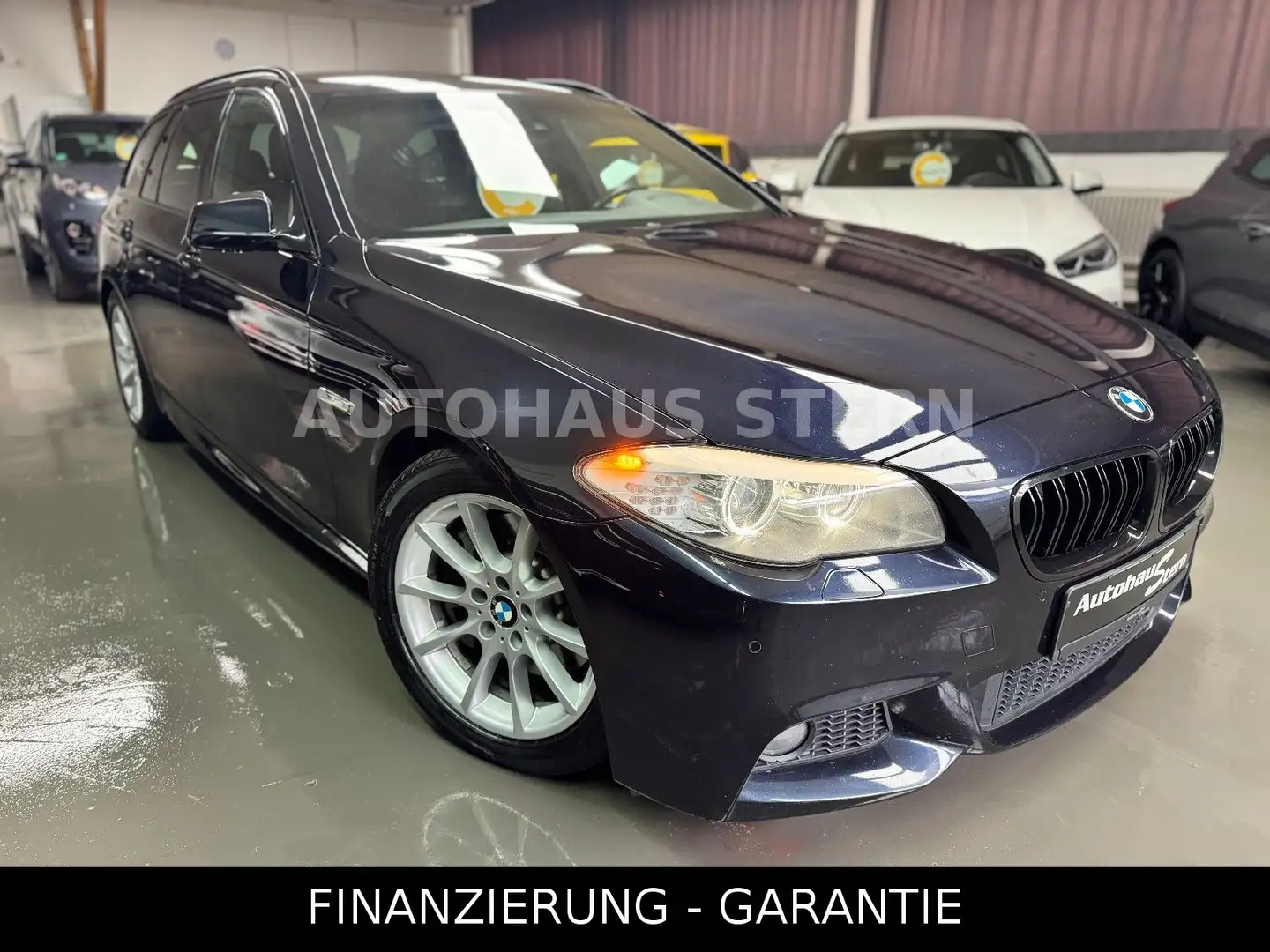 BMW 530 d Touring M Paket Navi AHK Alcantara 18Zoll Negro - 1