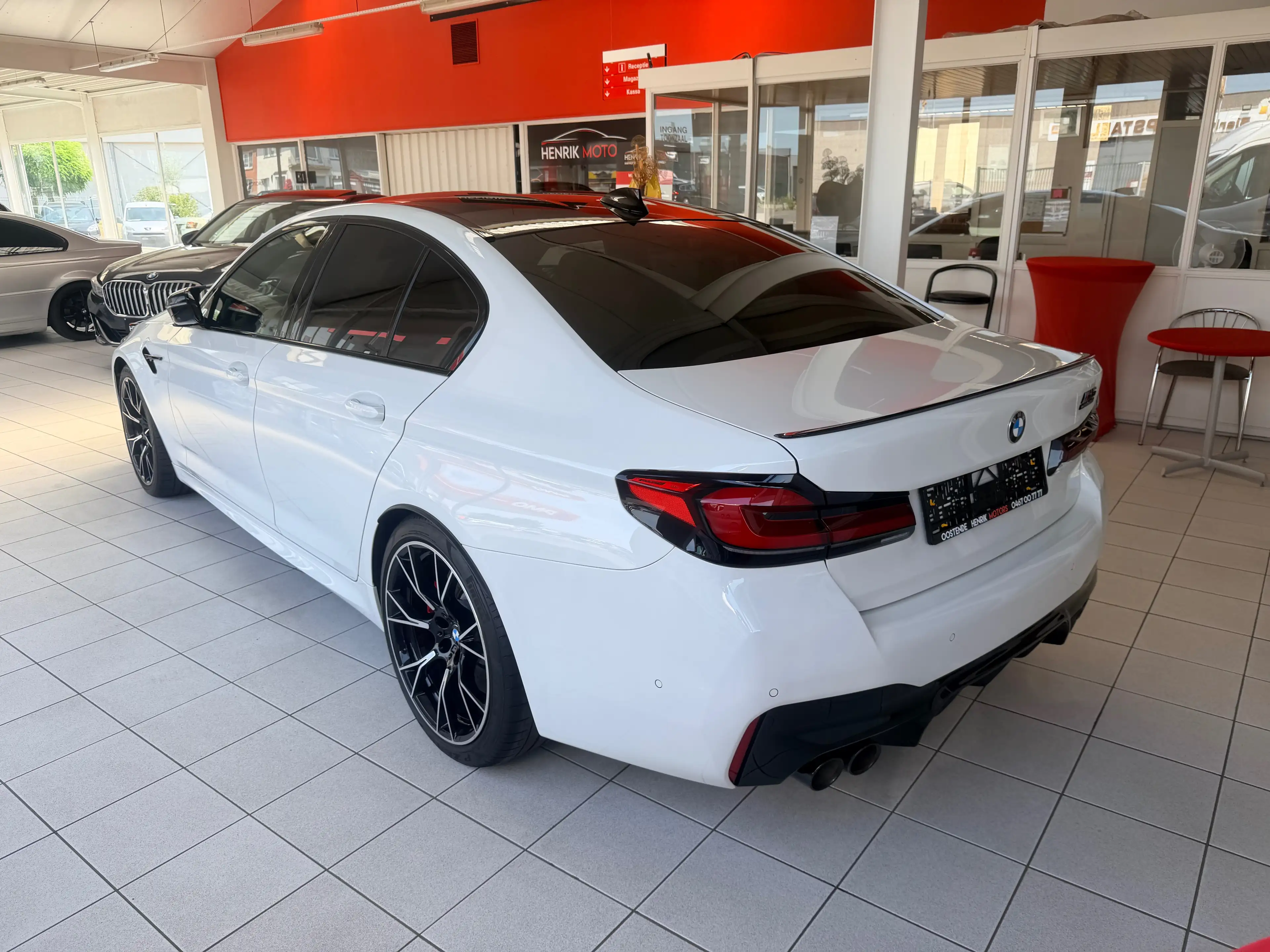 BMW M5 M5 4.4AS V8 Competition LASER / HUD / TV REAR / CLEAN — photo 3