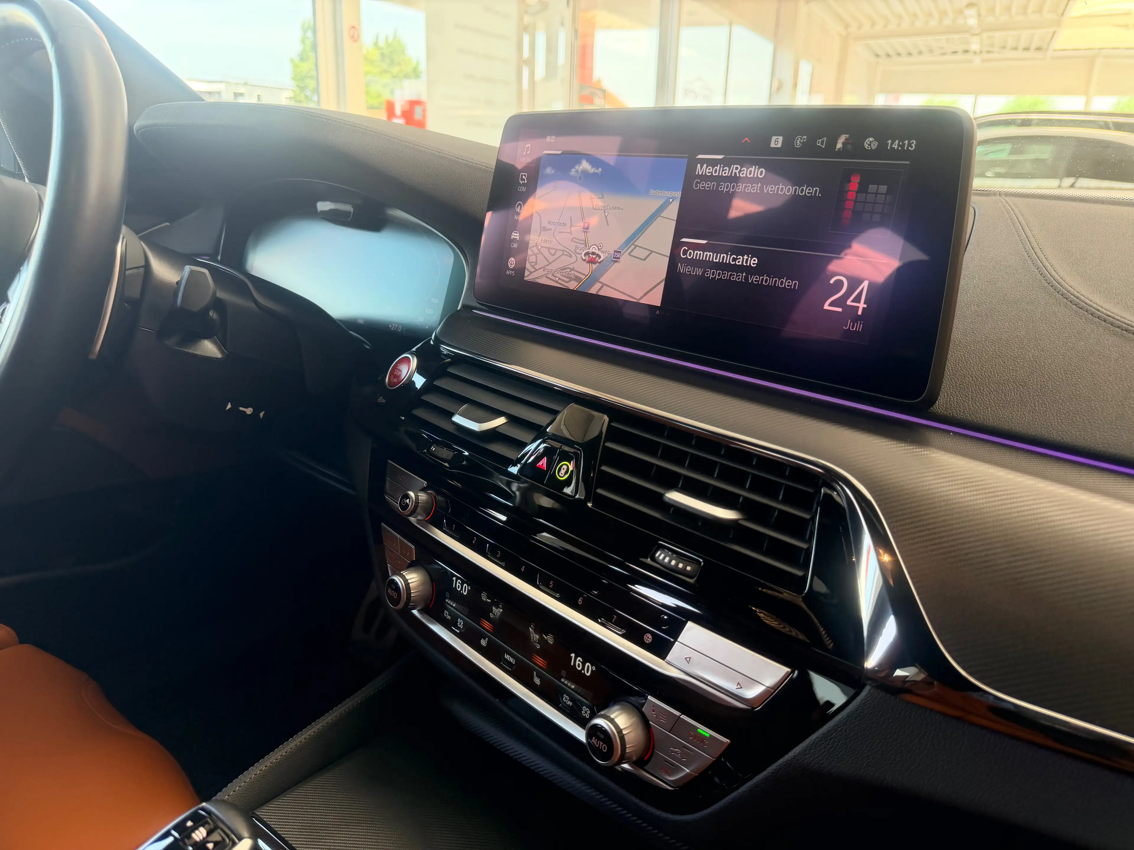 BMW M5 M5 4.4AS V8 Competition LASER / HUD / TV REAR / CLEAN — photo 15