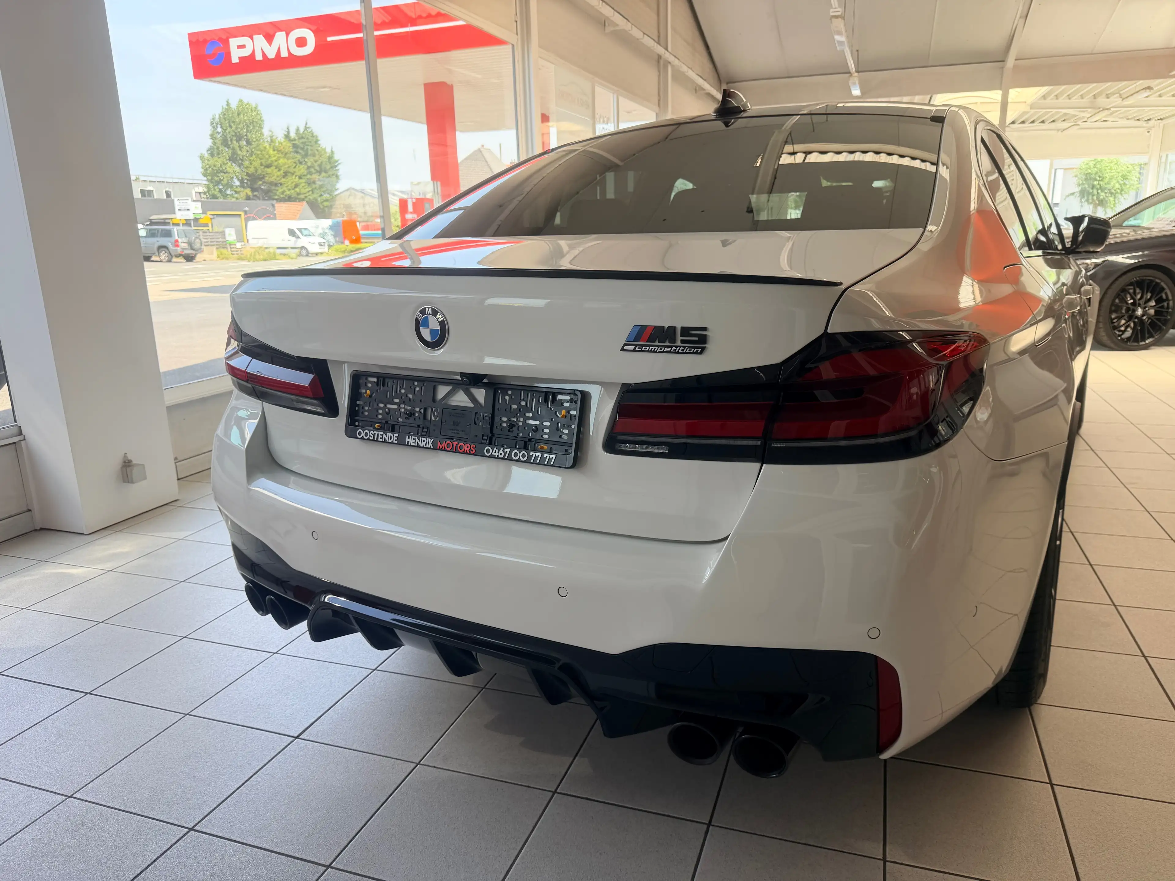 BMW M5 M5 4.4AS V8 Competition LASER / HUD / TV REAR / CLEAN — photo 4