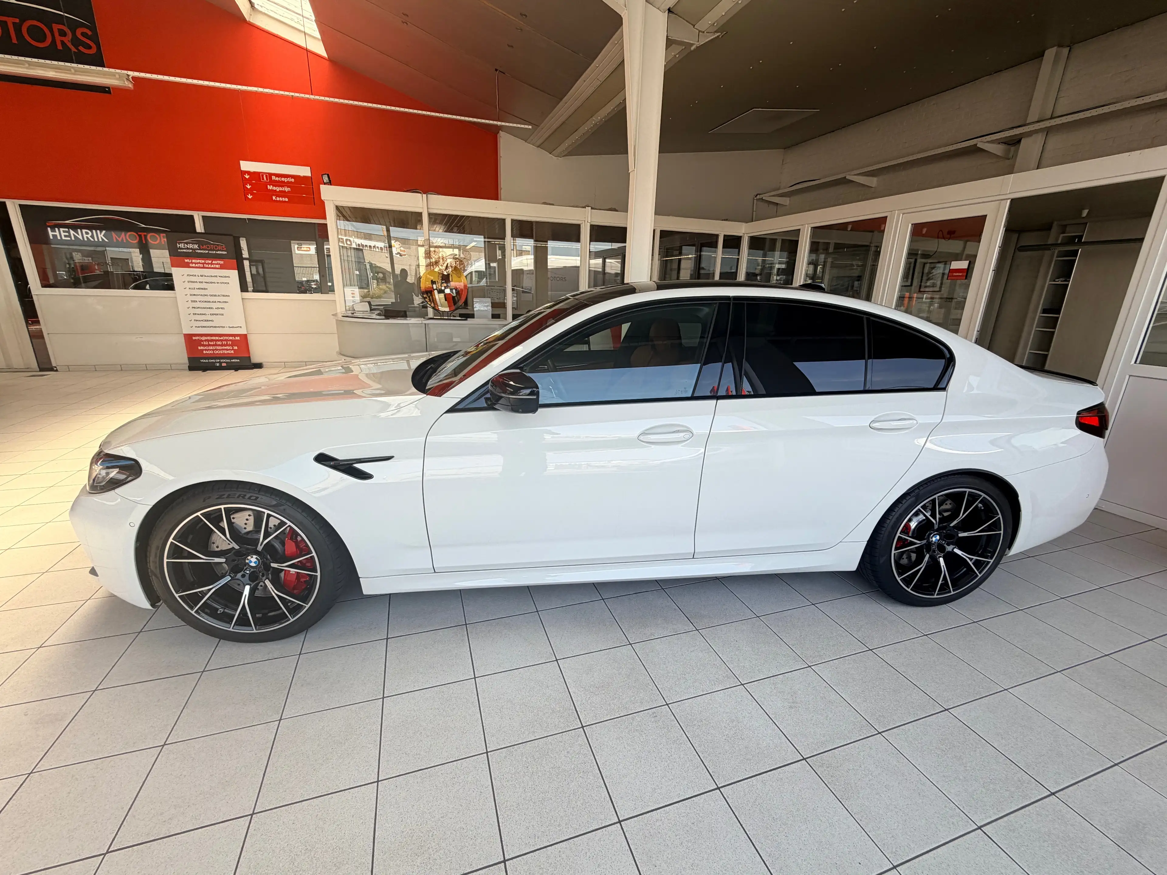 BMW M5 M5 4.4AS V8 Competition LASER / HUD / TV REAR / CLEAN — photo 2
