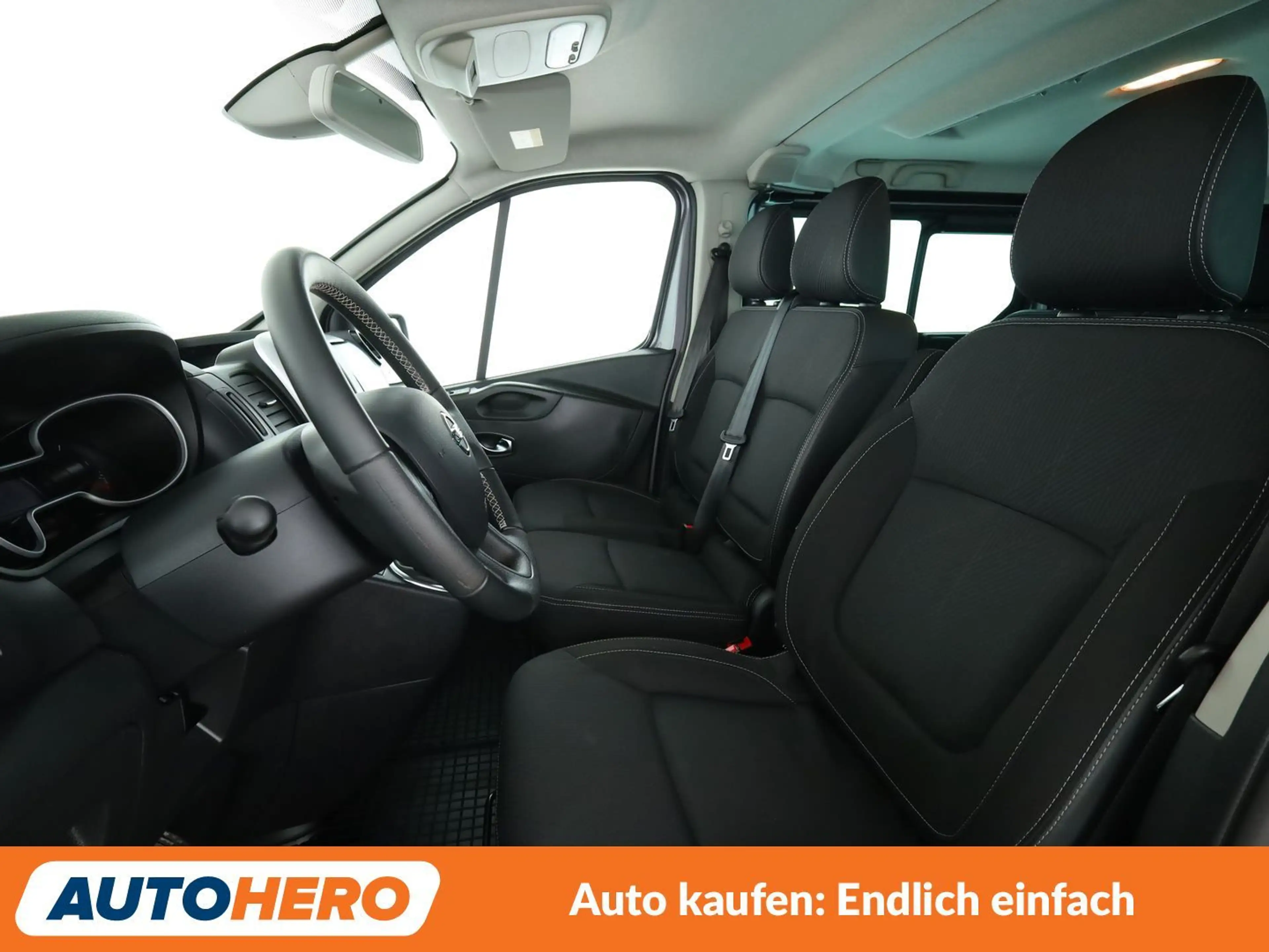 Nissan NV300 2.0 dCi L1H1 2,7t PREMIUM Aut.*NAVI*TEMPO*CAM*PDC* — photo 10