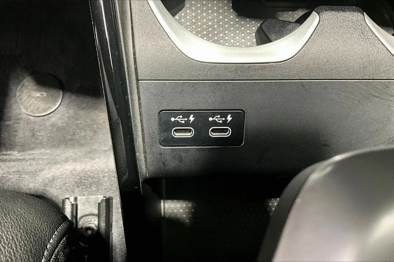 BMW X1 снимка BMW X1