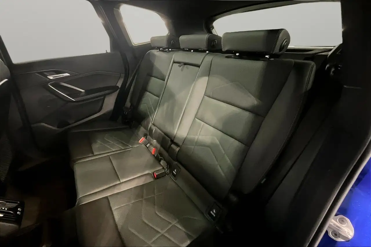 BMW X1 снимка BMW X1