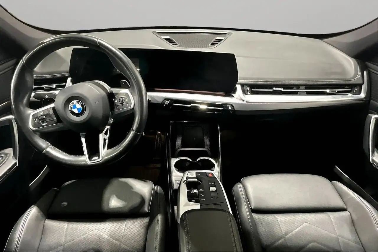 BMW X1 снимка BMW X1
