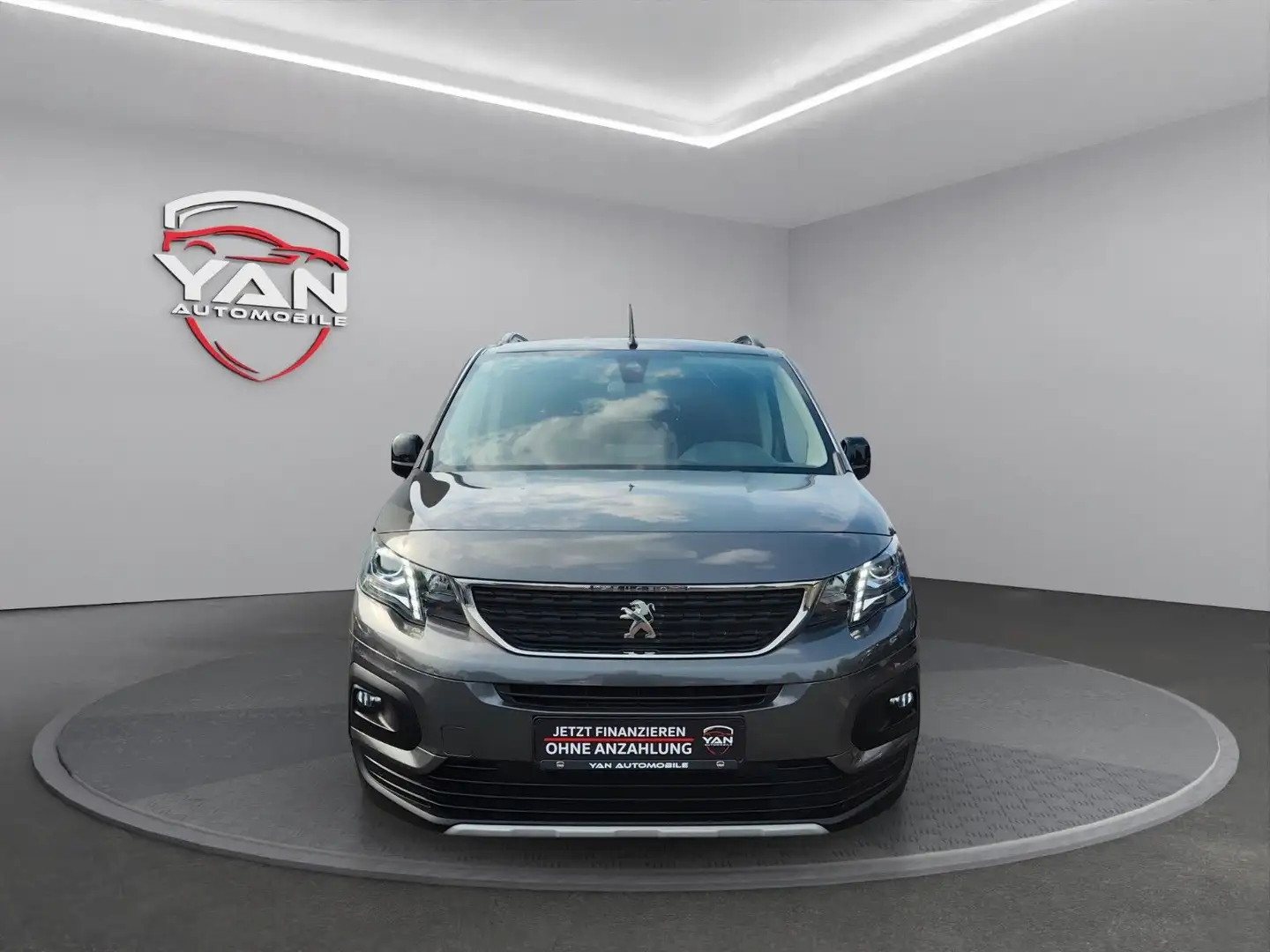 Peugeot Rifter Allure Pack L1 1.5 *Navi*AHK*Sitzheiz* Grau - 2