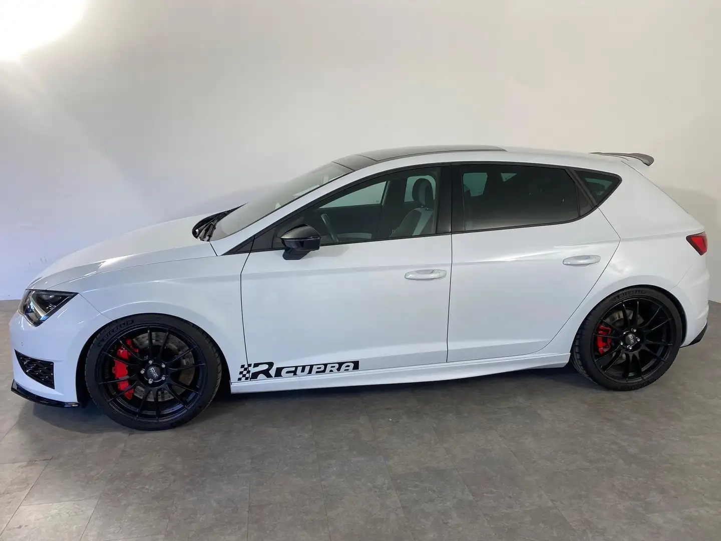 SEAT Leon Cupra 280 2,0 TSI DSG LED*NAVI*ACC 206 kW (280 ... Weiß - 2
