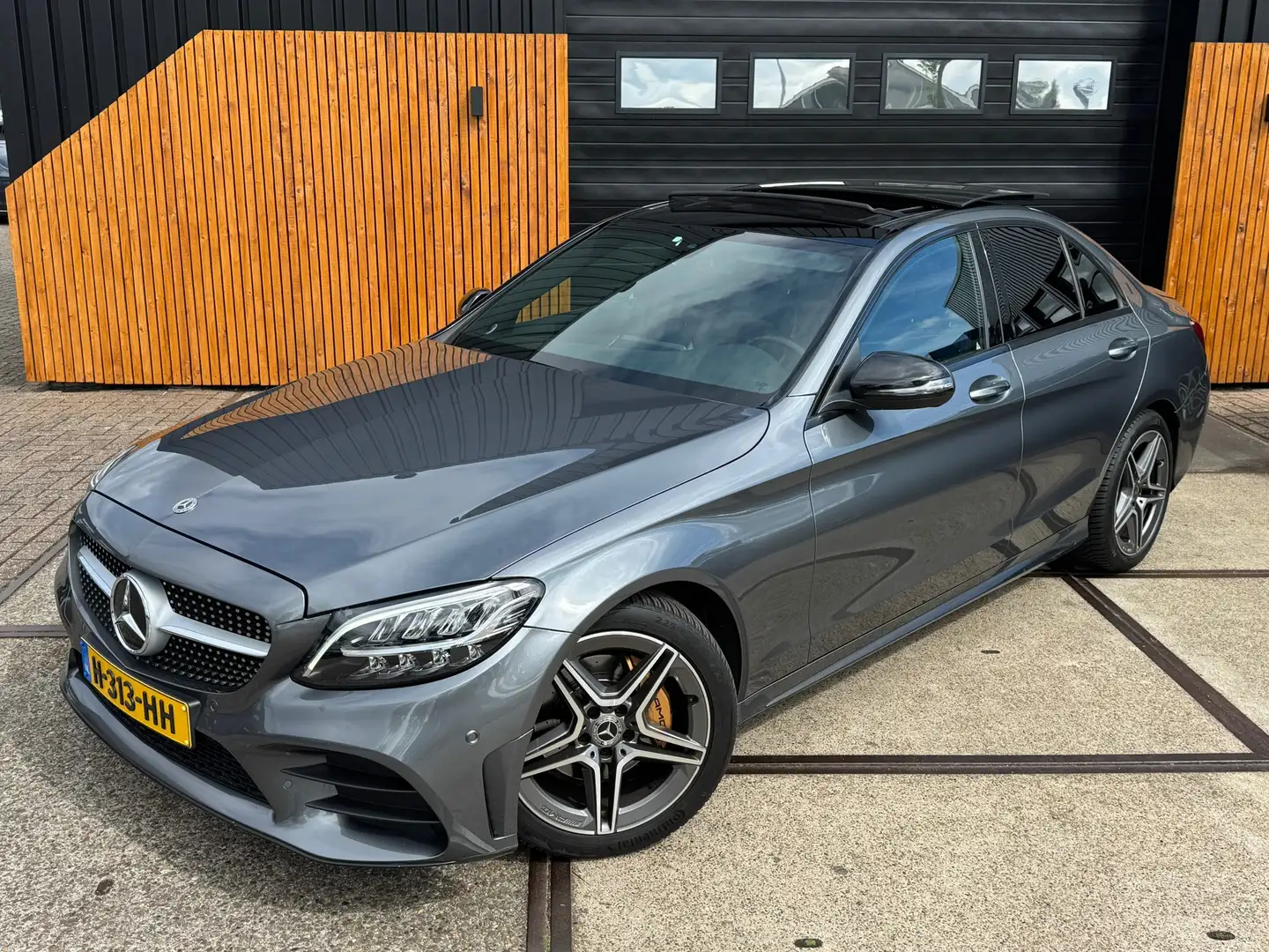 Mercedes-Benz C 180 Business Solution AMG LED PANO Gris - 2
