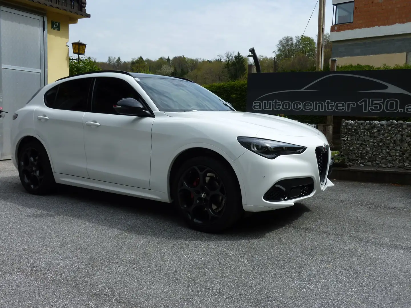 Alfa Romeo Stelvio Stelvio Tributo Italiano 2,0 280 AT8 Q4*Voll*NP86t Weiß - 2