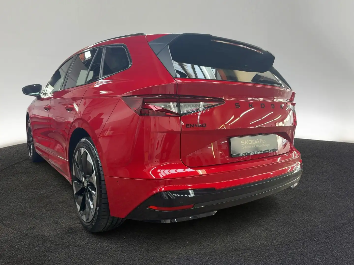 Skoda Enyaq Sportline 85x AHK HuD LED NAV 360°KAM 21" Rot - 2