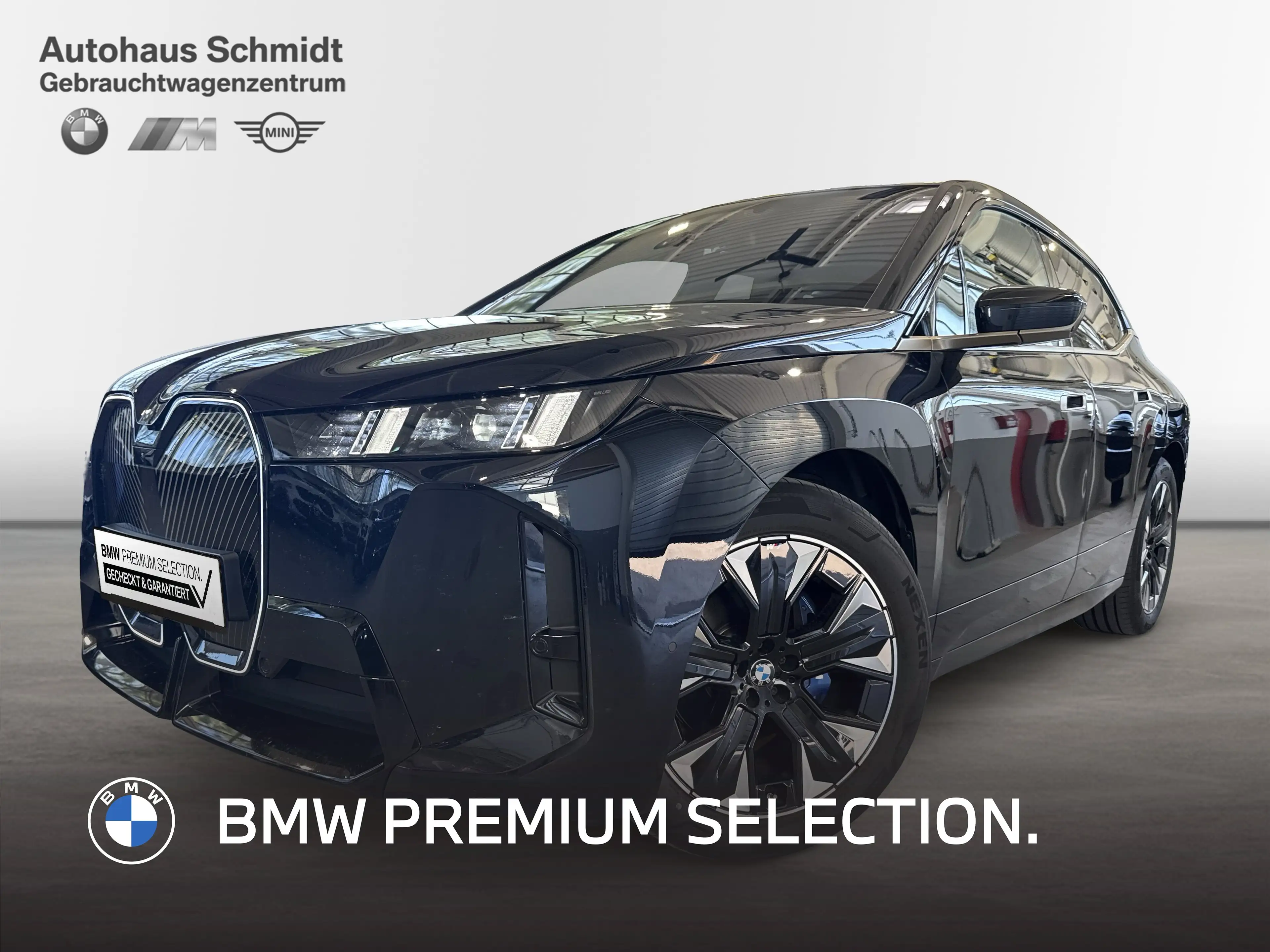 BMW iX xDrive45