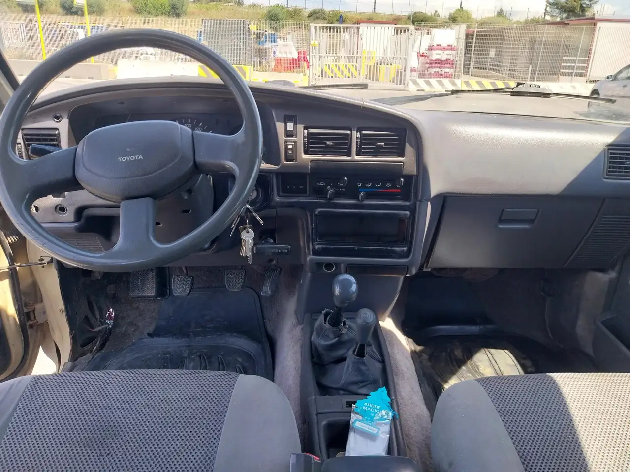 Toyota Hilux 2.5 double cab LN 105, foto 5