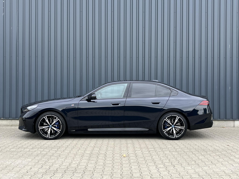 BMW 550 5-serie 550e xDrive M-Sport/Headup/Stoelverk/Trekh — photo 36