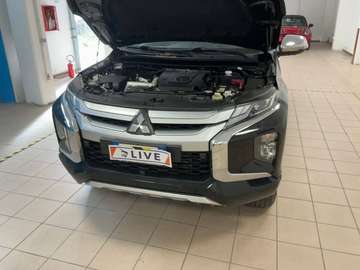Mitsubishi L 200 2.2 DI-D Plus Doppelkabine 4WD