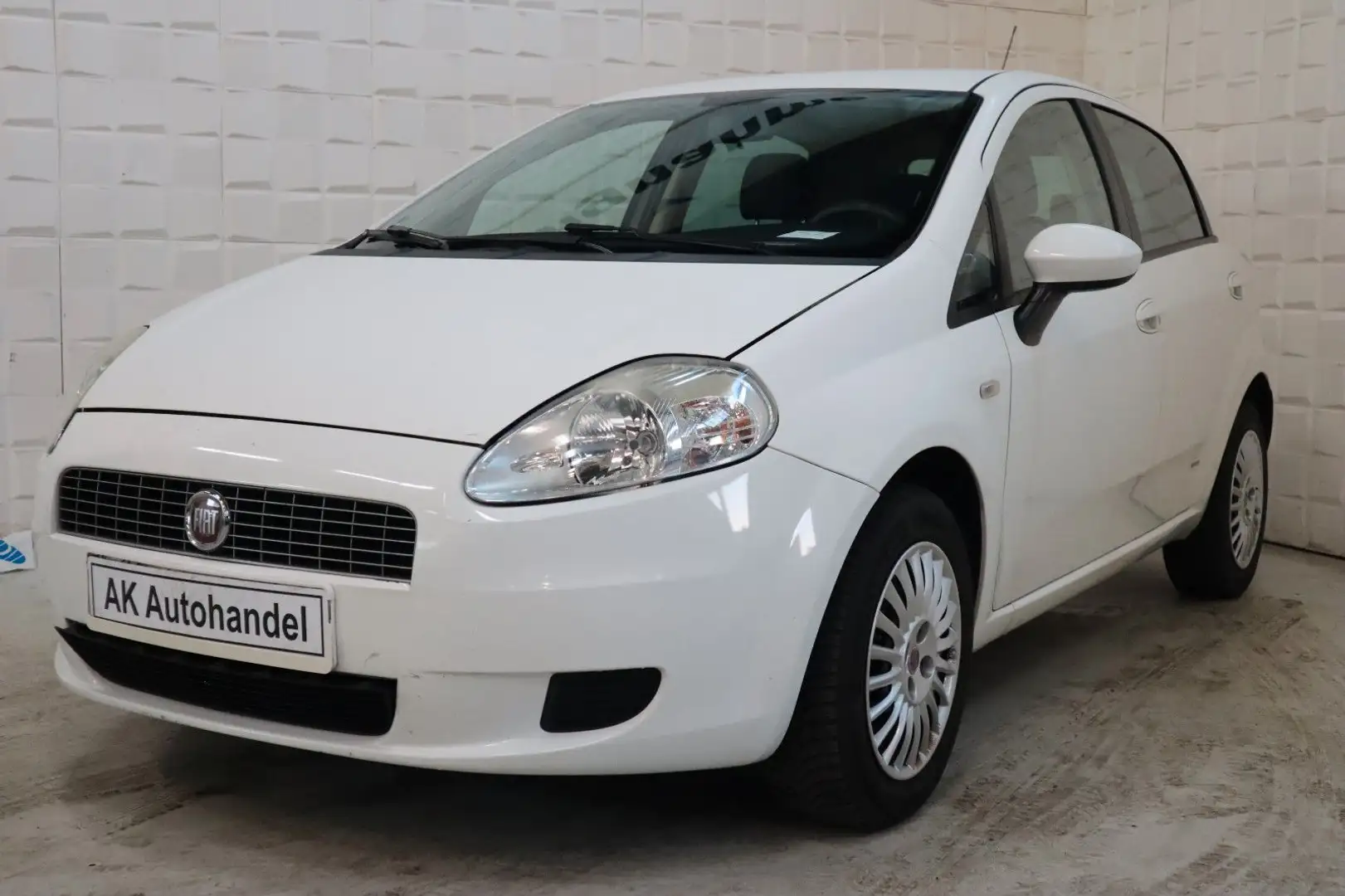 Fiat Grande Punto 1.4 8V Dynamic Klimaanlage Weiß - 1
