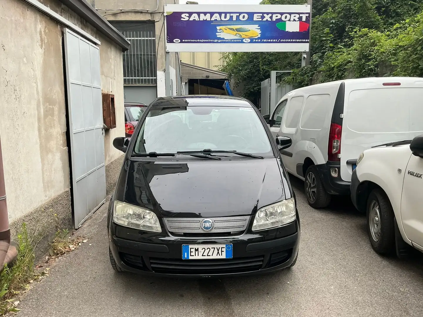 Fiat Idea Idea 1.4 2012 easypower Dynamic Gpl Nero - 1