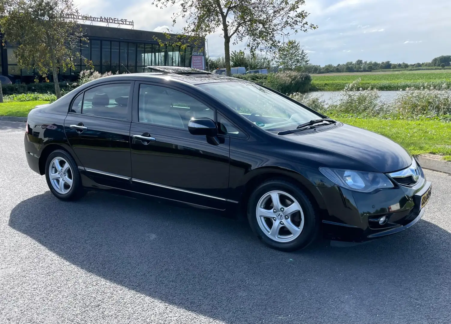 Honda Civic 1.3 Hybrid Elegance, Aut, Schuifdak, Navi, Leder, Zwart - 2