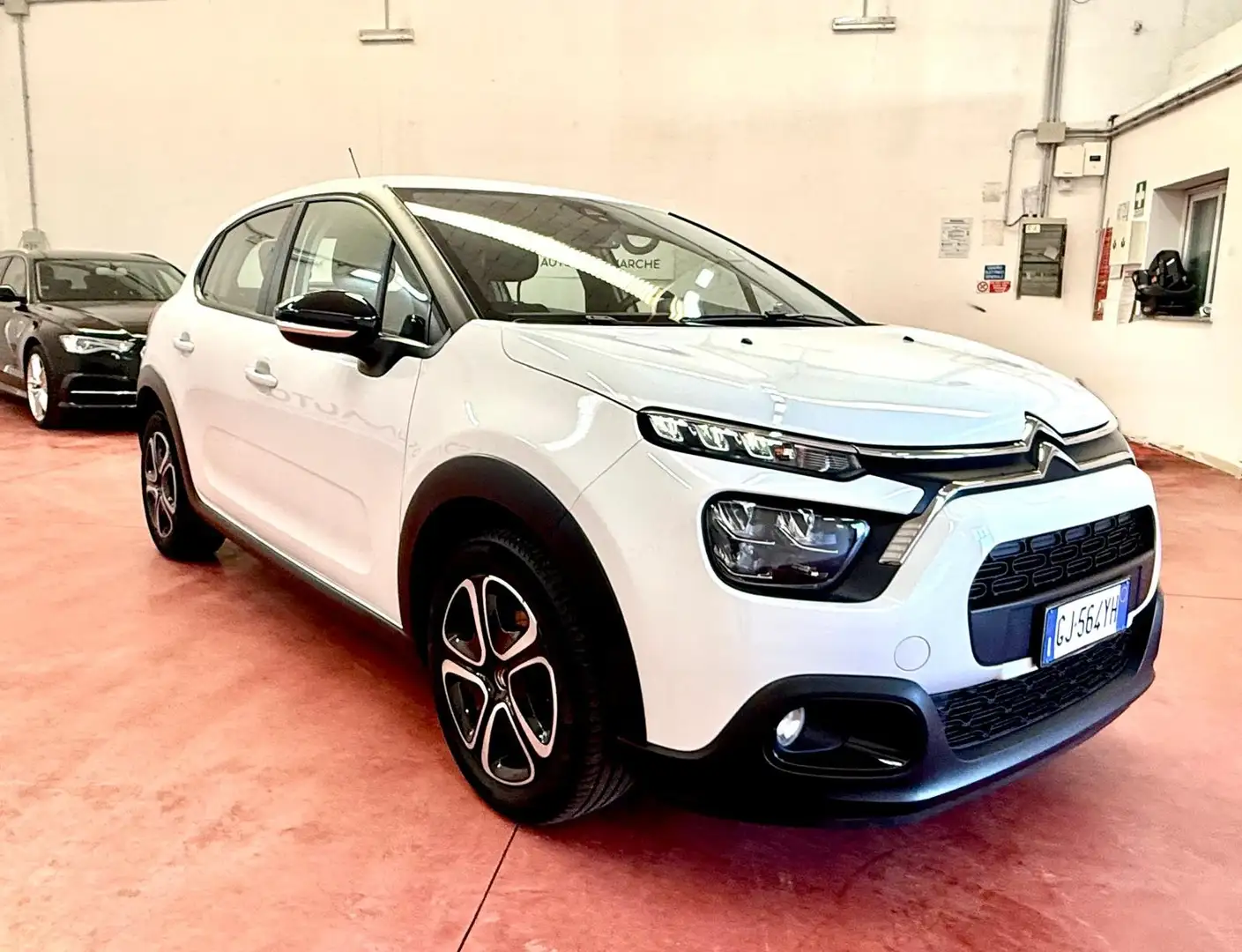Citroen C3 C3 III 2017 1.5 bluehdi Shine s Blanc - 1