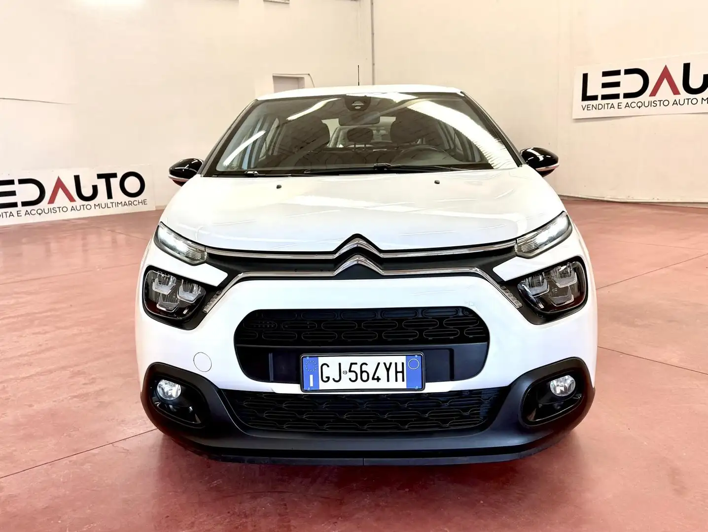 Citroen C3 C3 III 2017 1.5 bluehdi Shine s Blanc - 2