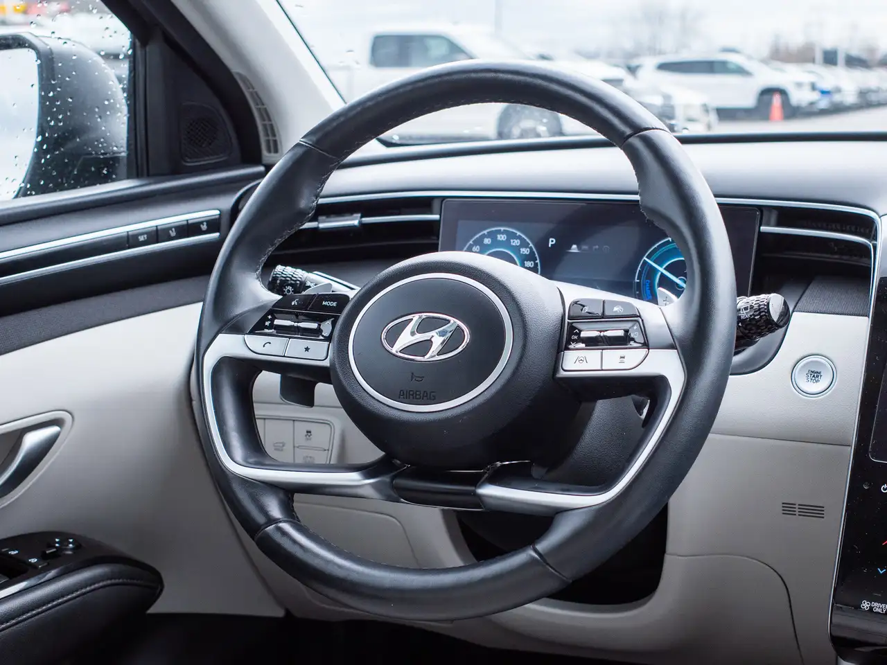 Hyundai TUCSON снимка Hyundai TUCSON