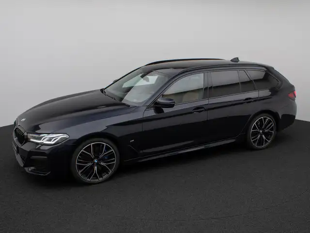 BMW 5 Series view 12