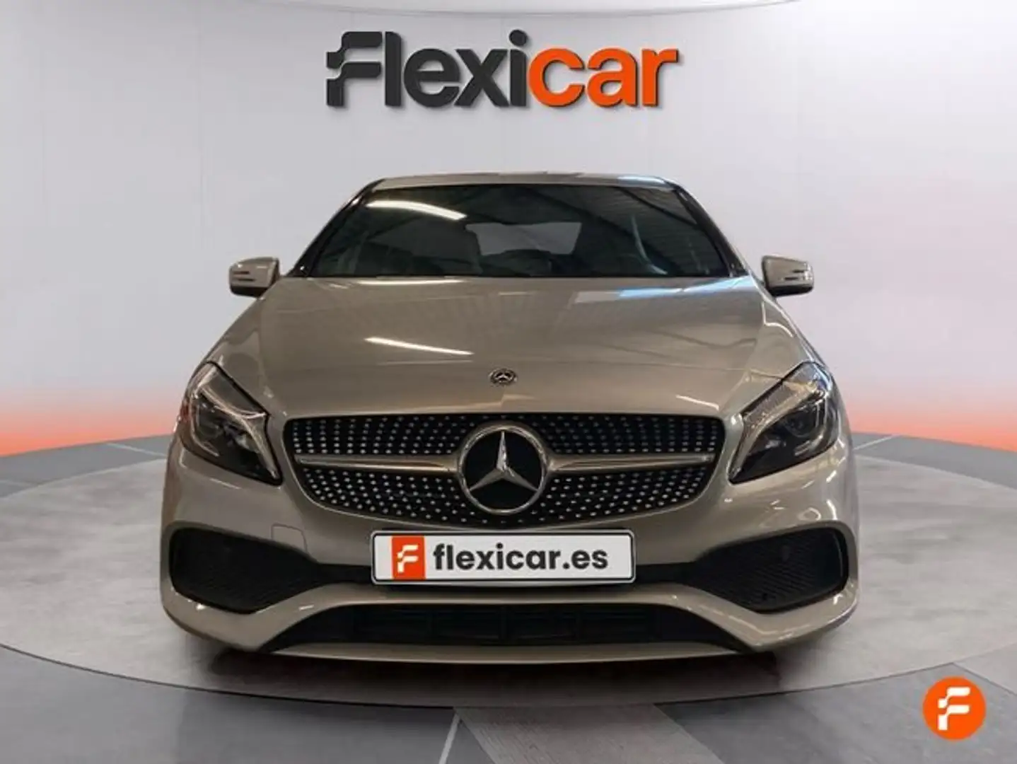 Mercedes-Benz A 180 Gris - 2