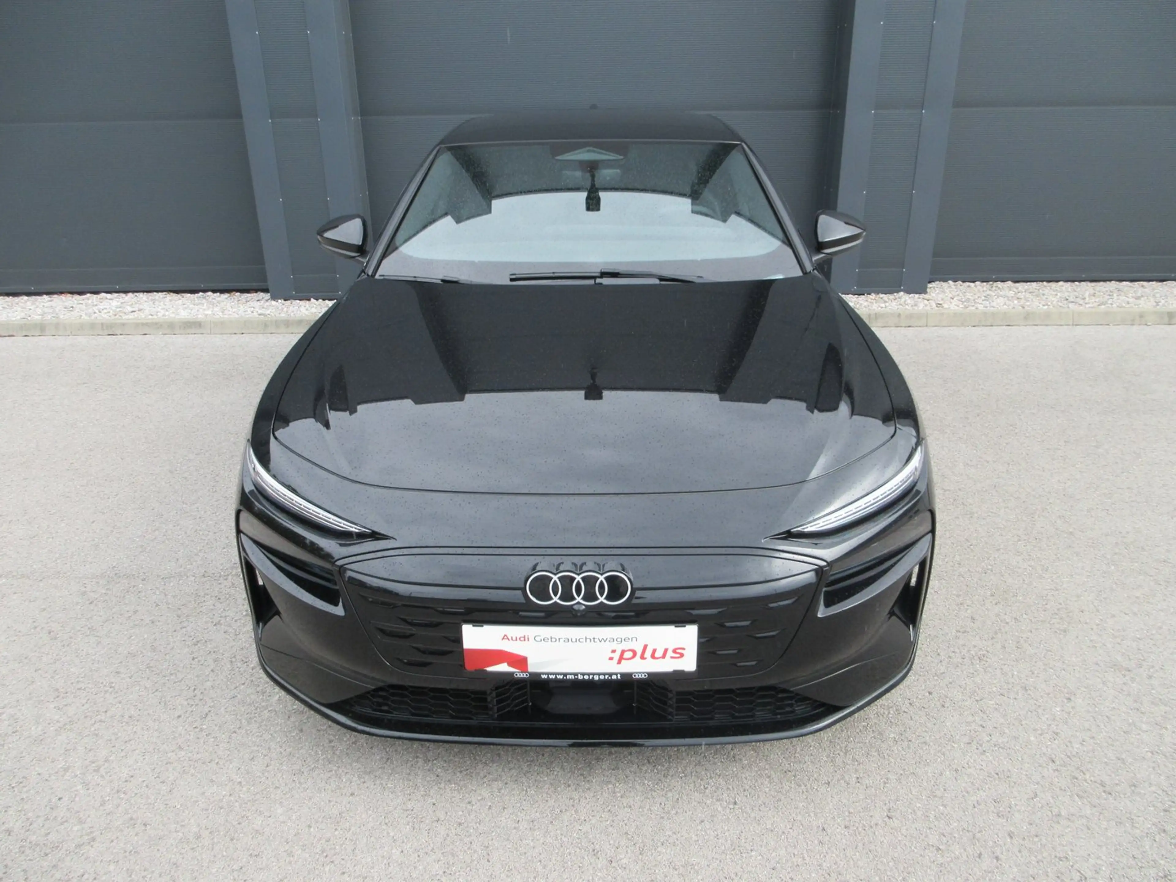 Audi A6 e-tron — photo 5