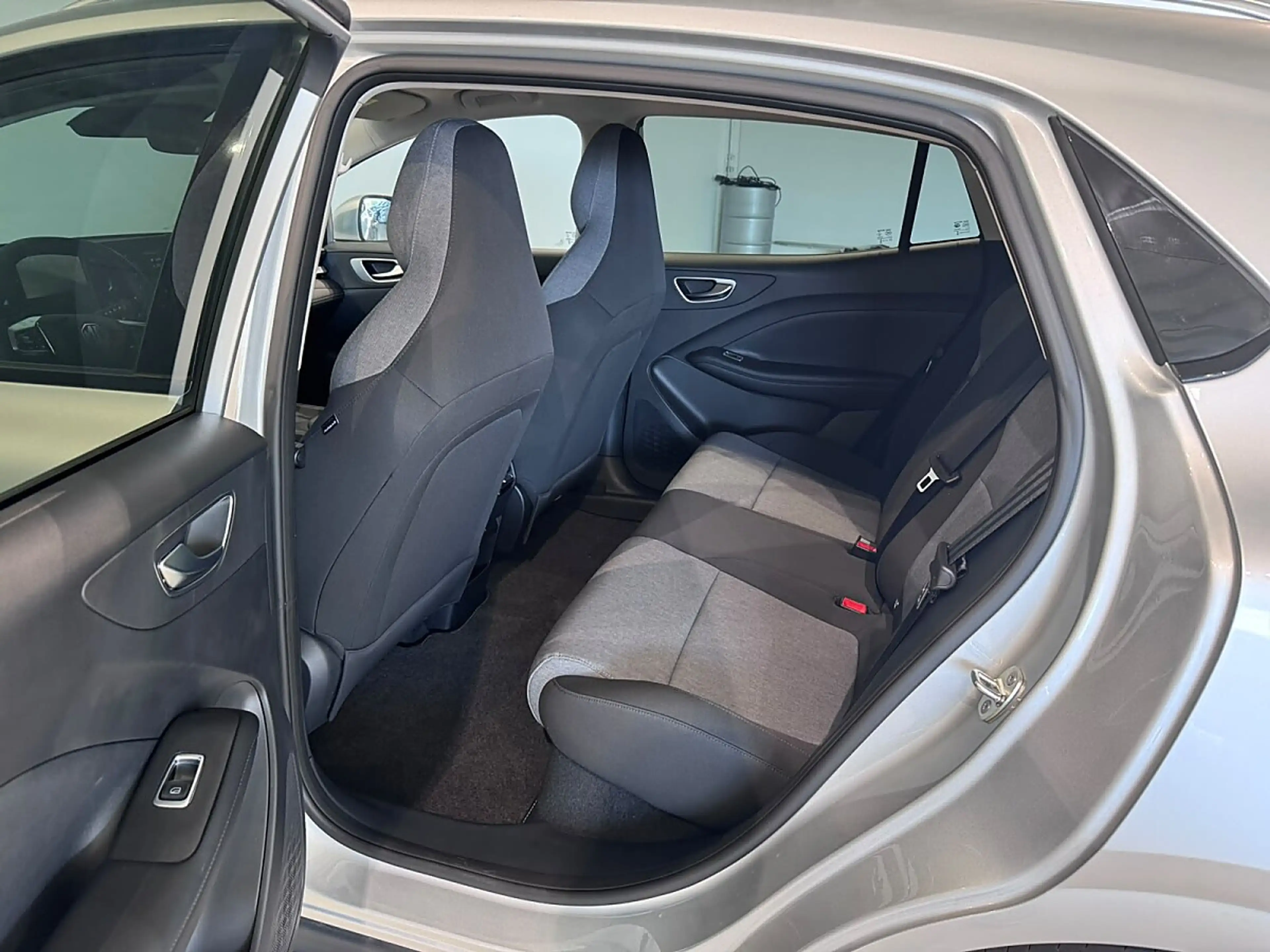 MG MG4 EV Urban 54 kWh Luxury *Besichtigen bei uns in ... — photo 8