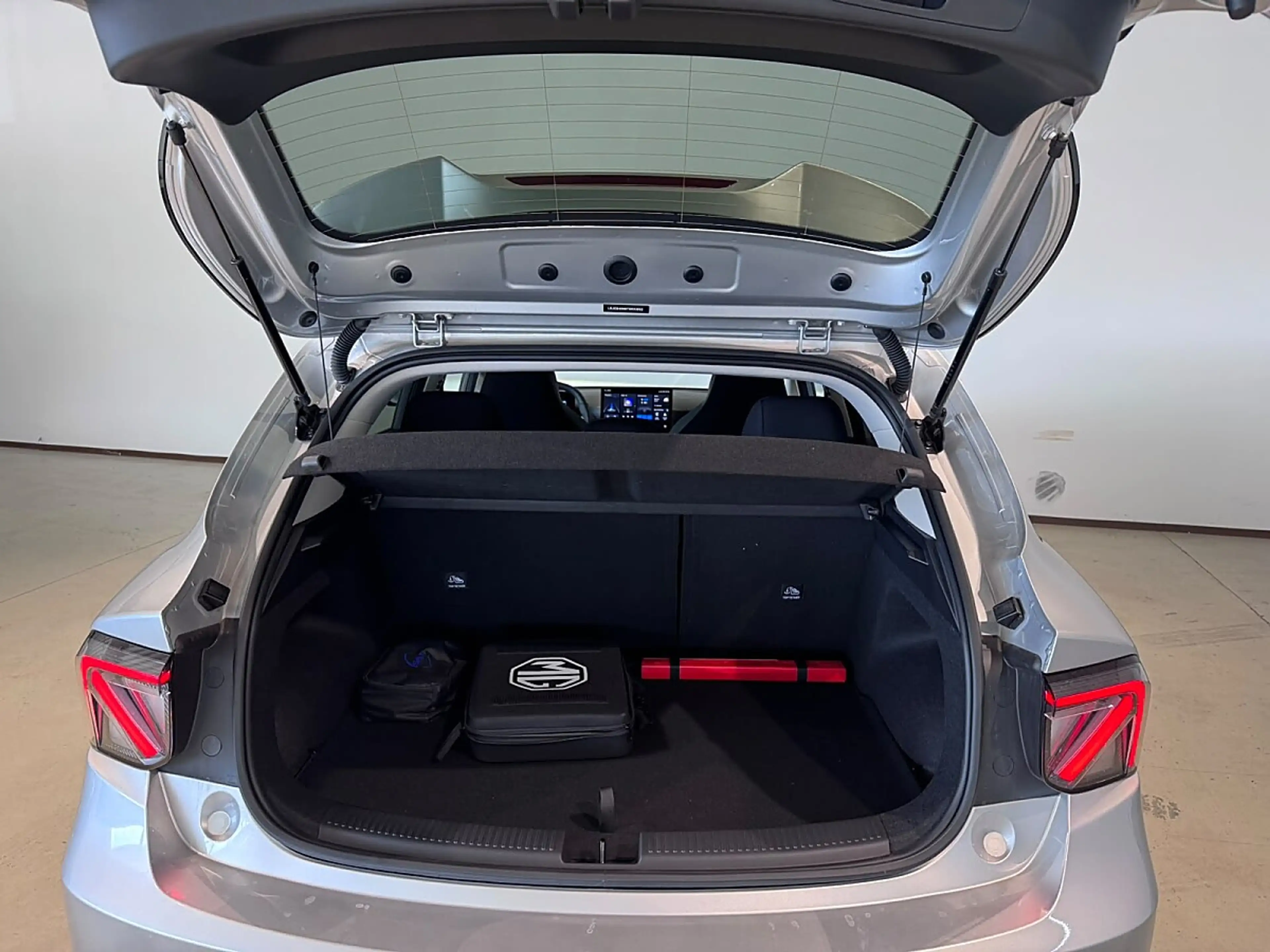 MG MG4 EV Urban 54 kWh Luxury *Besichtigen bei uns in ... — photo 7