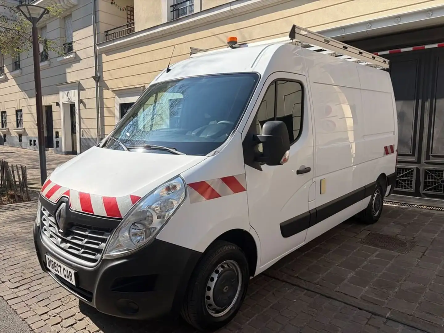 Renault Master III 2.3 DCI 130 CH GRAND CONFORT L2H2 %2B