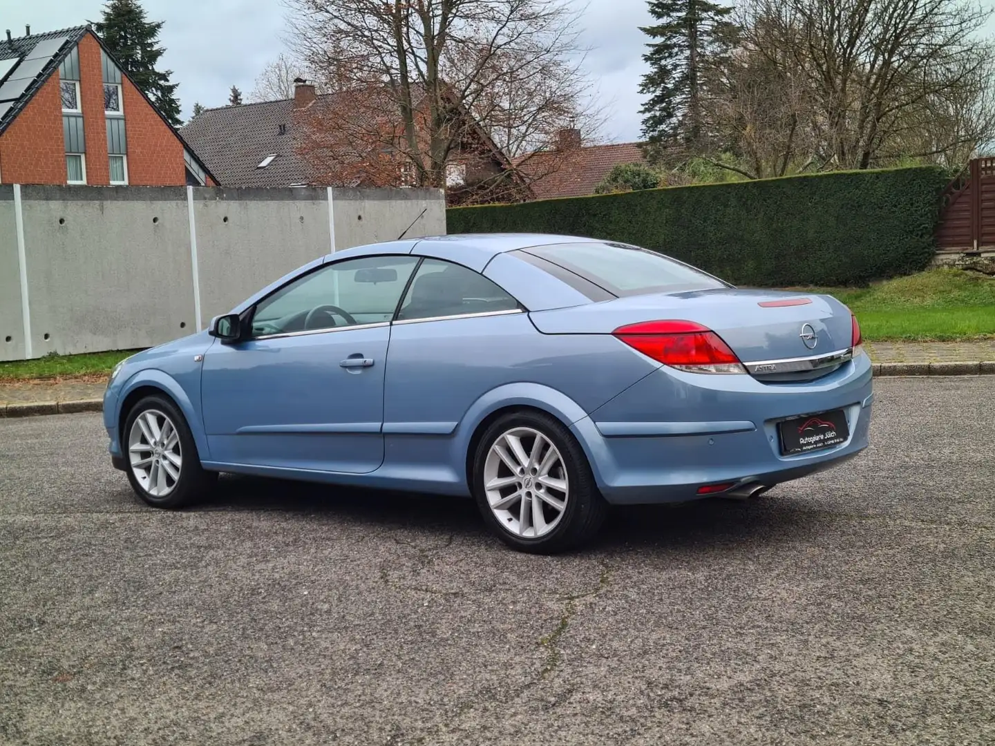 Opel Astra H Twin Top Cosmo 1.6 *wenig km* Tüv Neu* Bleu - 2