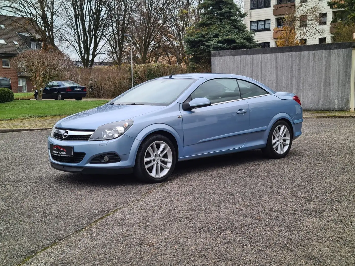 Opel Astra H Twin Top Cosmo 1.6 *wenig km* Tüv Neu* Bleu - 1