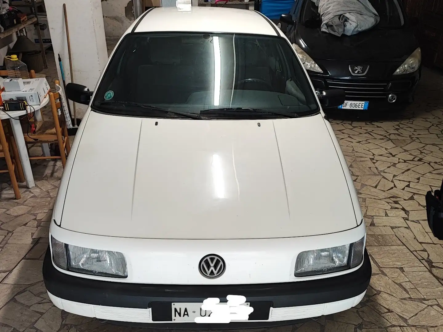 Volkswagen Passat 1.8 GL Blanc - 1