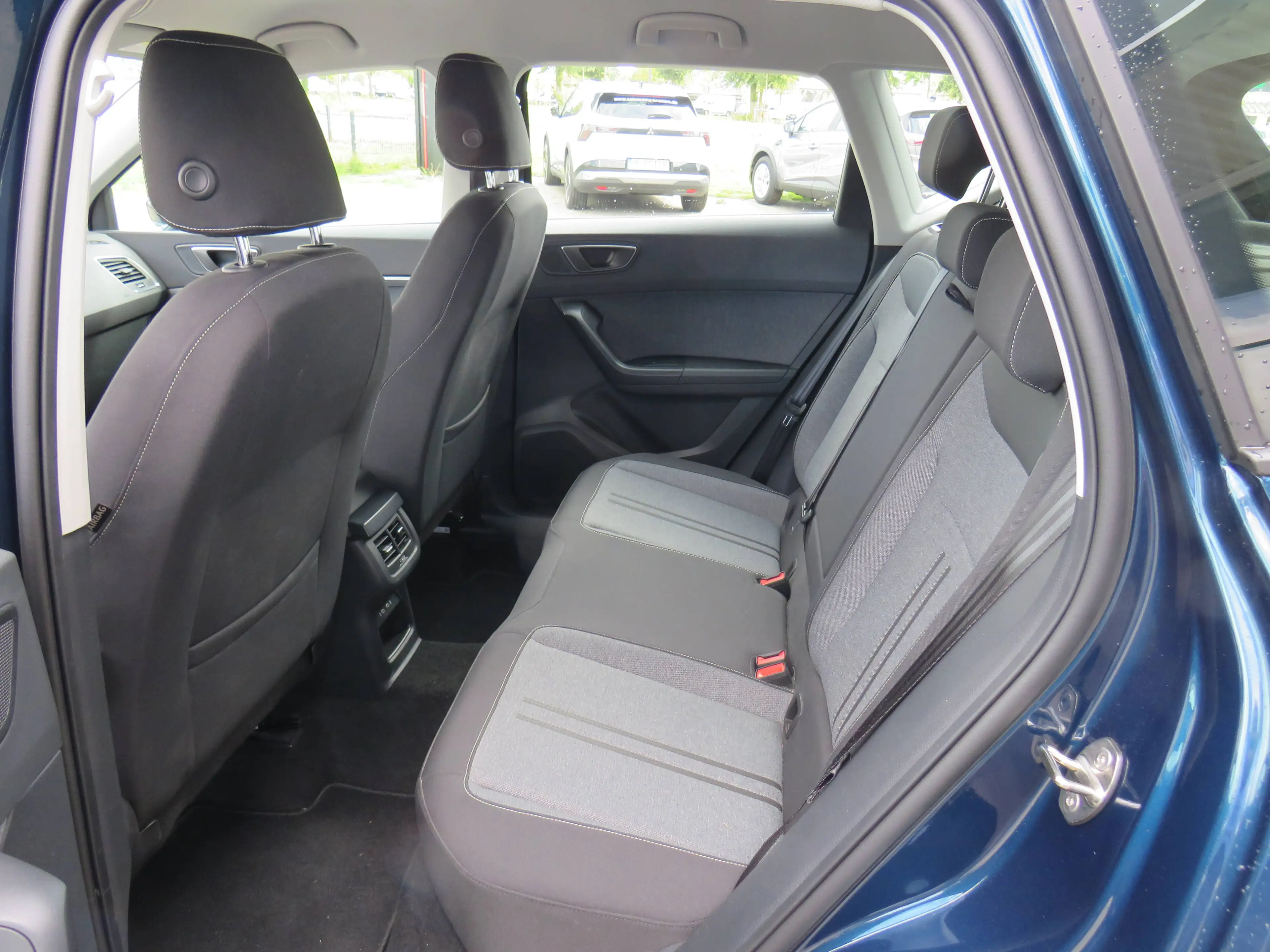 SEAT Ateca 1.5 TSI Style*AHK*Navi*Carplay*Ganzj.Reifen*1Hd — photo 13