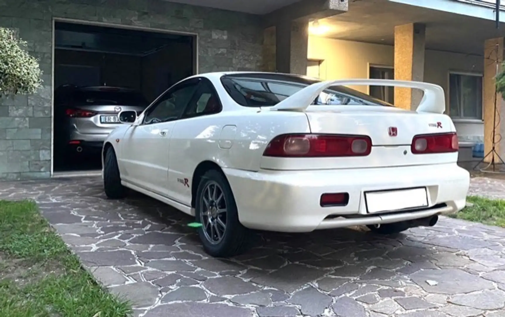 Honda Integra TYPE R bijela - 2