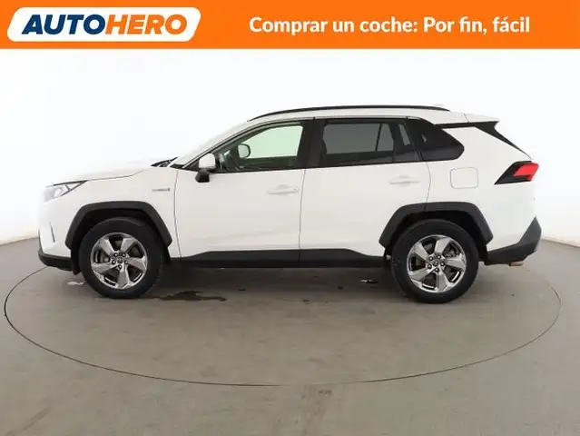 Toyota RAV4 view 3