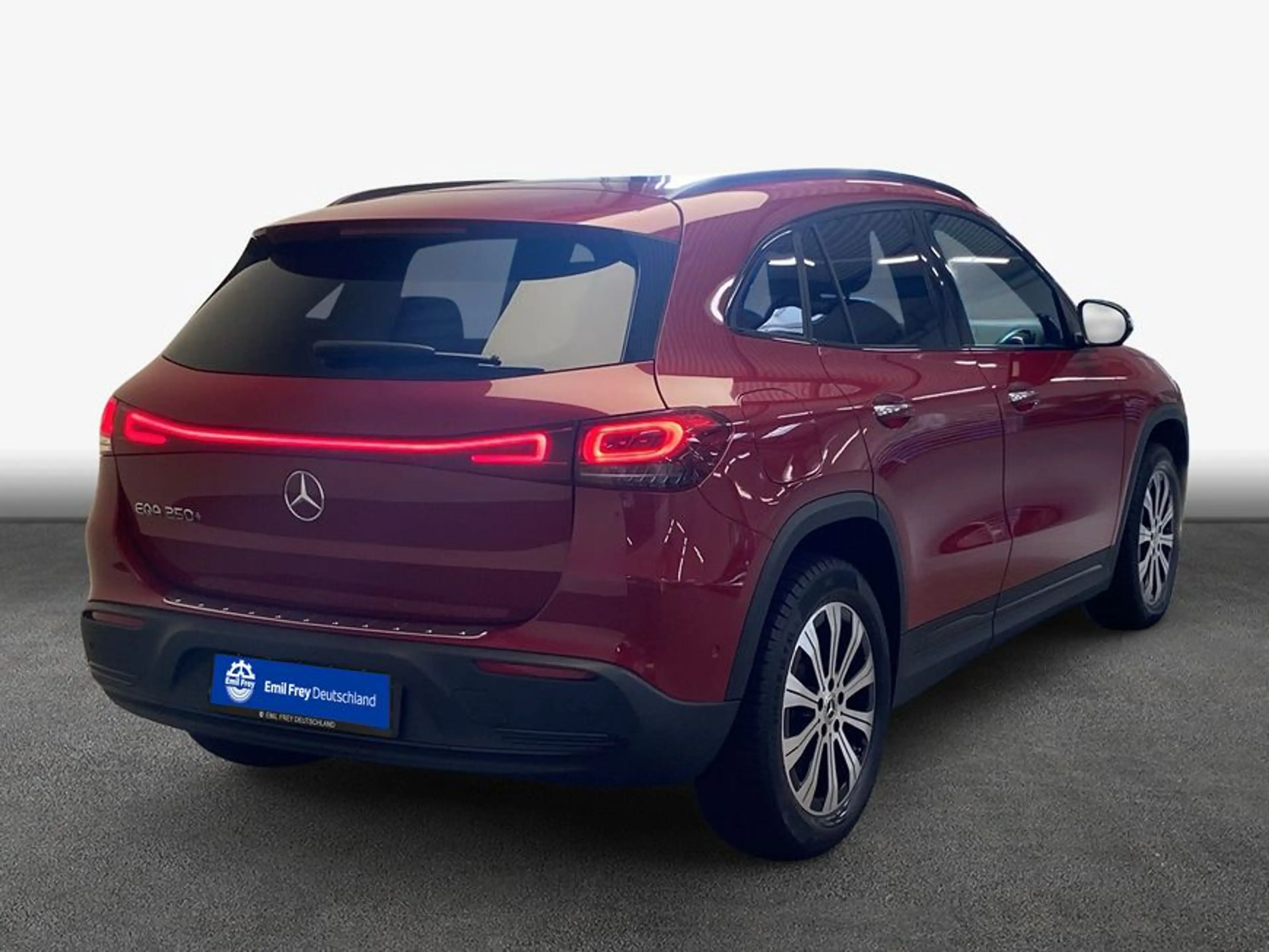 Mercedes-Benz EQA 250 EQA — photo 2