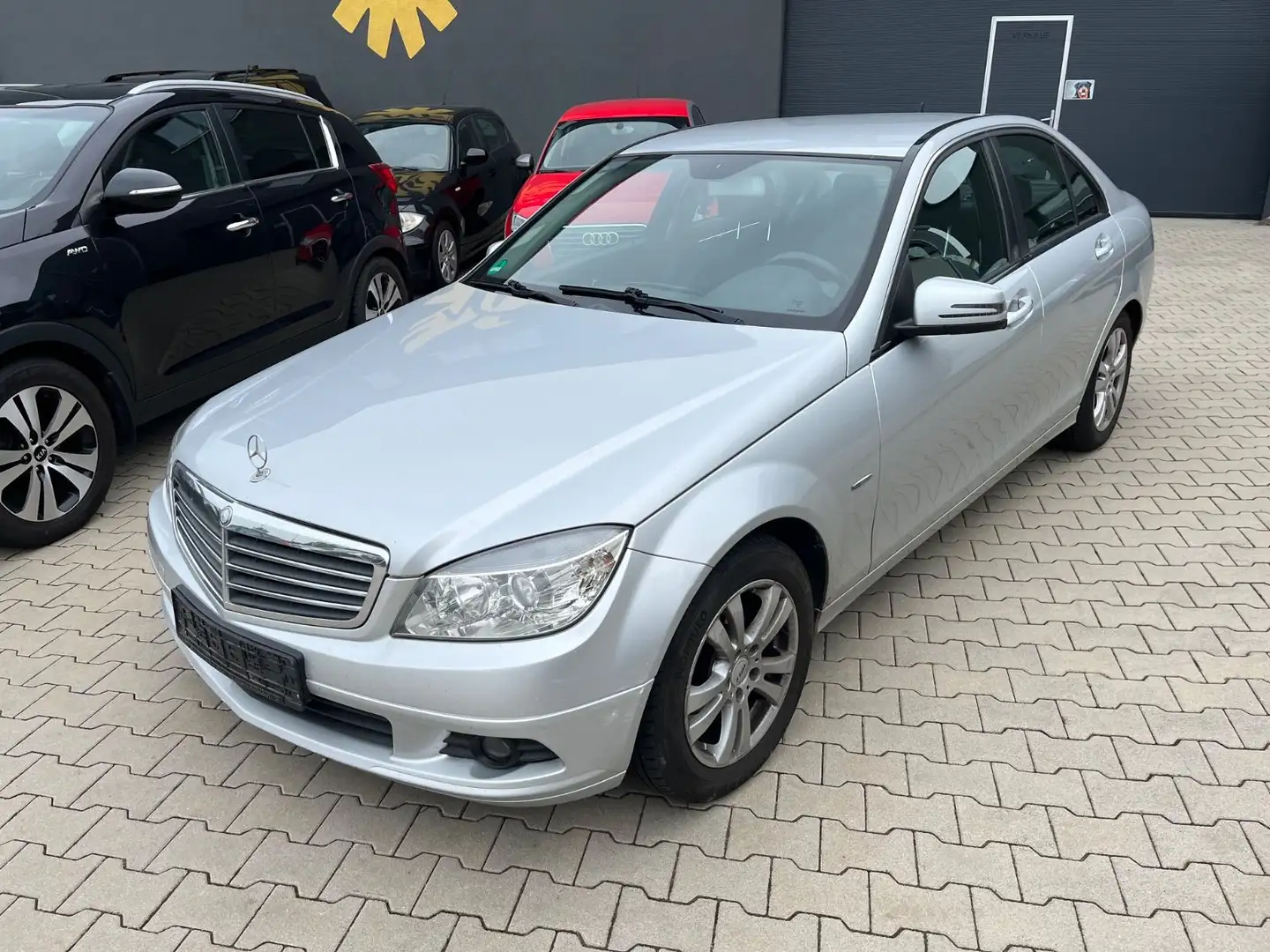 Mercedes-Benz C 200 C200CDI BlueEfficiency Limo,Navi,AHK,Alu, Zilver - 2