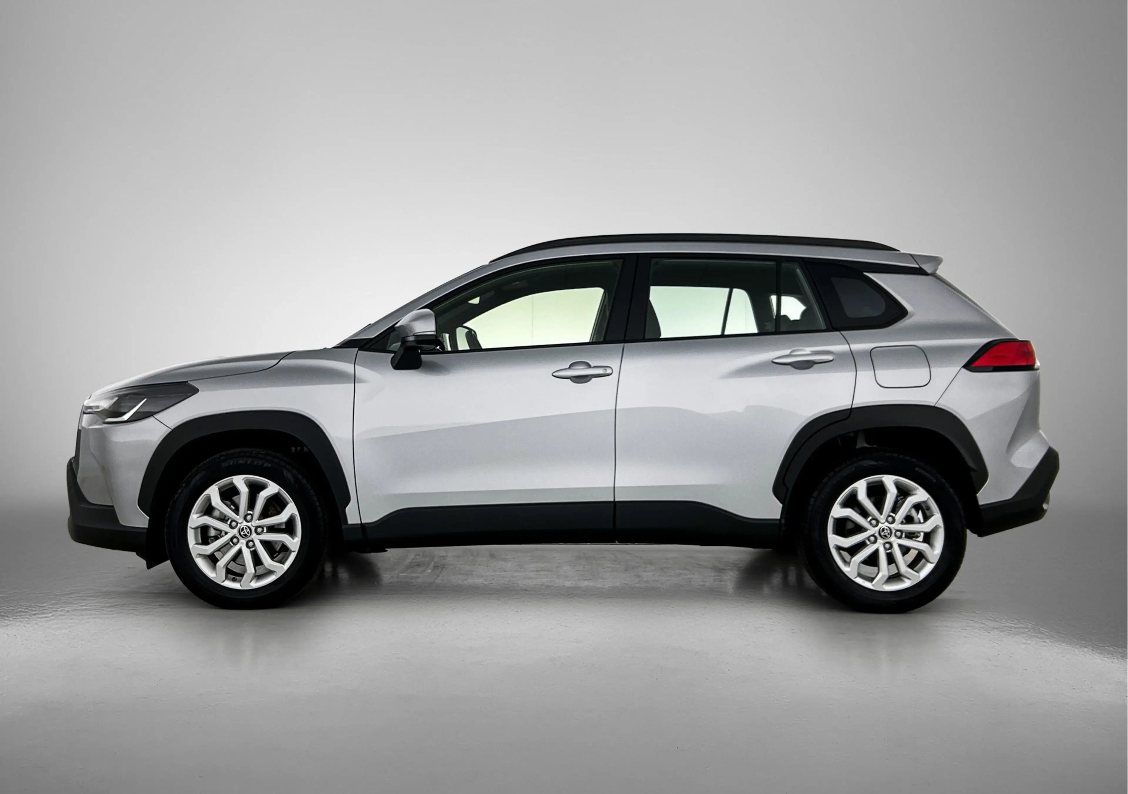 Toyota Corolla Cross Hybrid 140 Active | BTW Voertuig | NL Auto |  Deal — photo 3