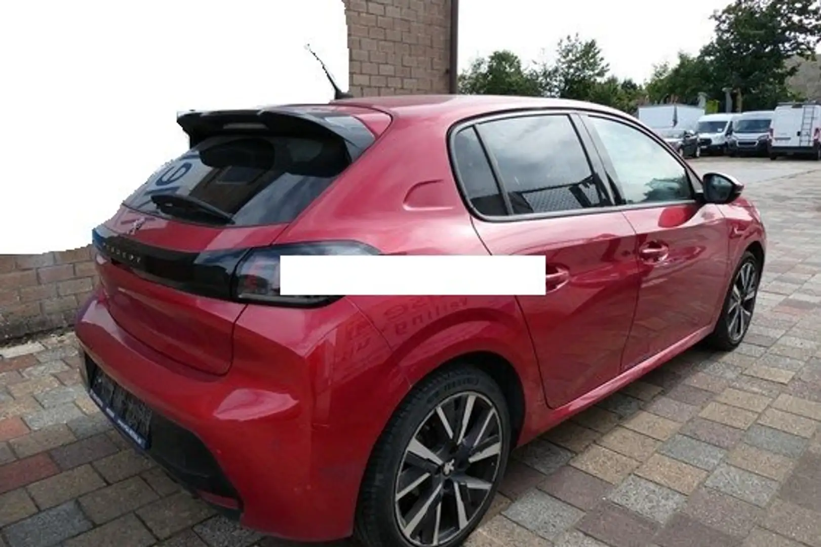 Peugeot 208 1.2 PureTech / € 10.330 netto / Allure / Aut. Rood - 2