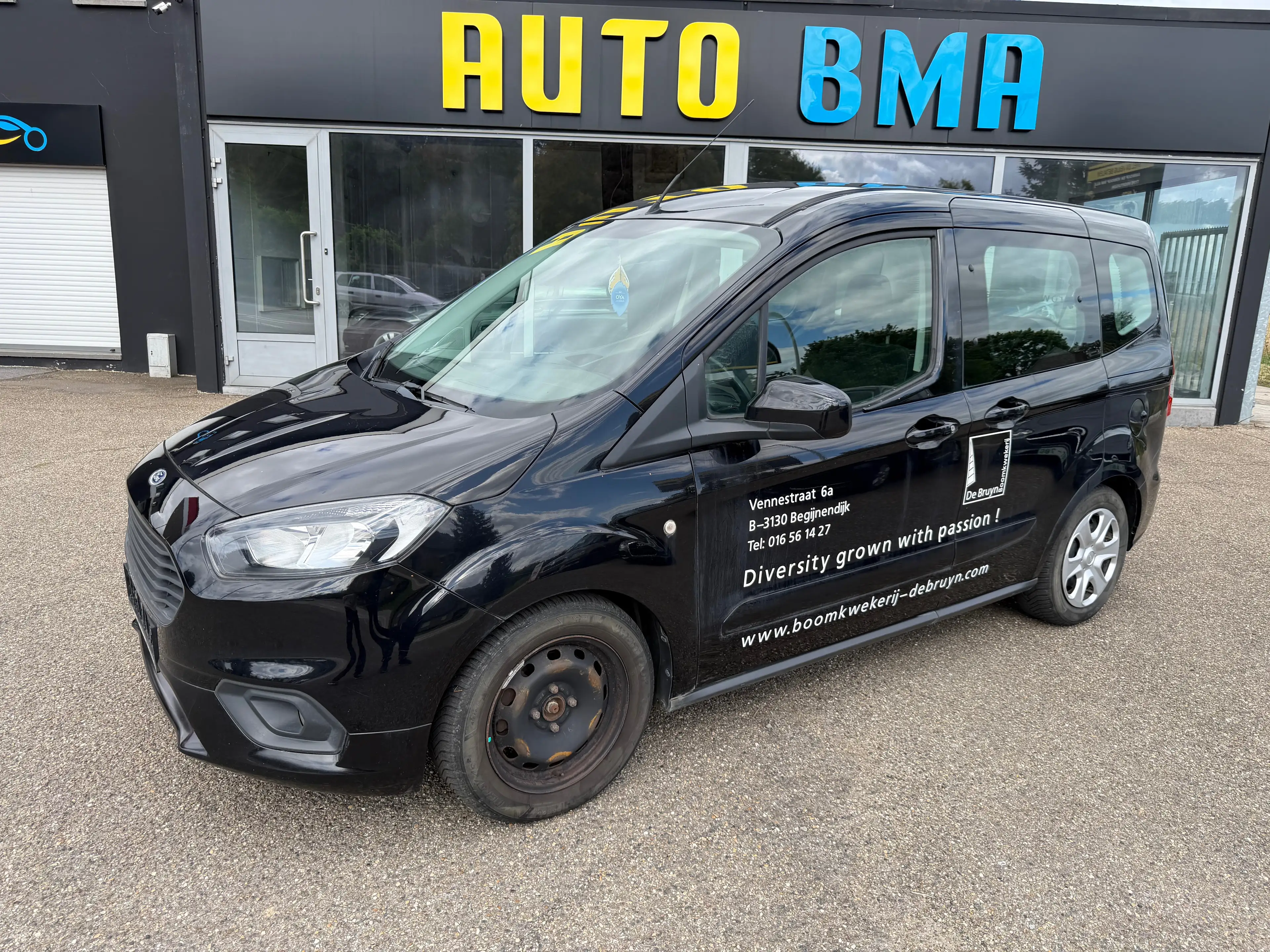 Ford Tourneo Courier 1.5 TDCi Ambiente
