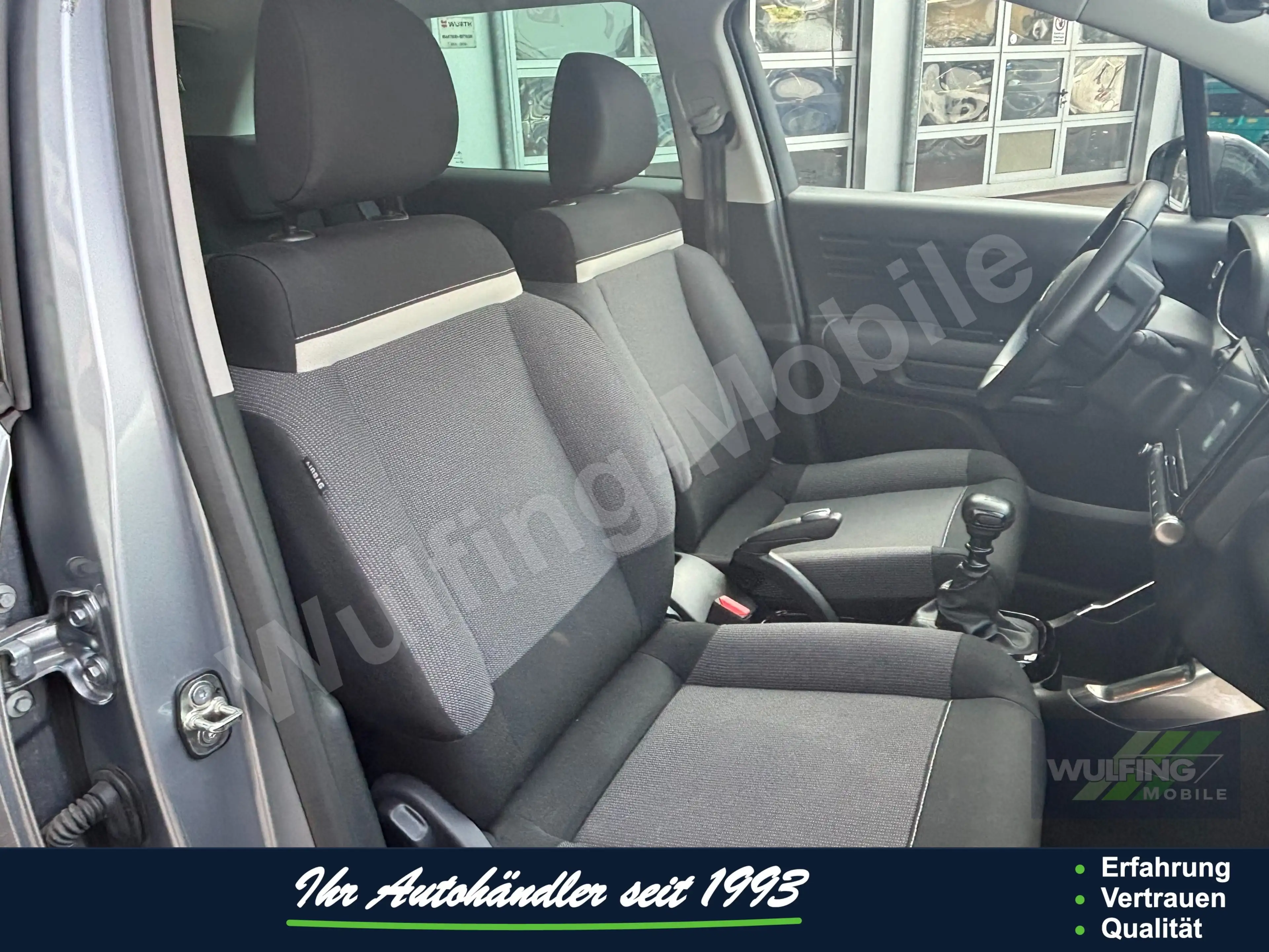 Citroen C3 Aircross 1.2PureTech Tempomat PDC DAB Navi — photo 9