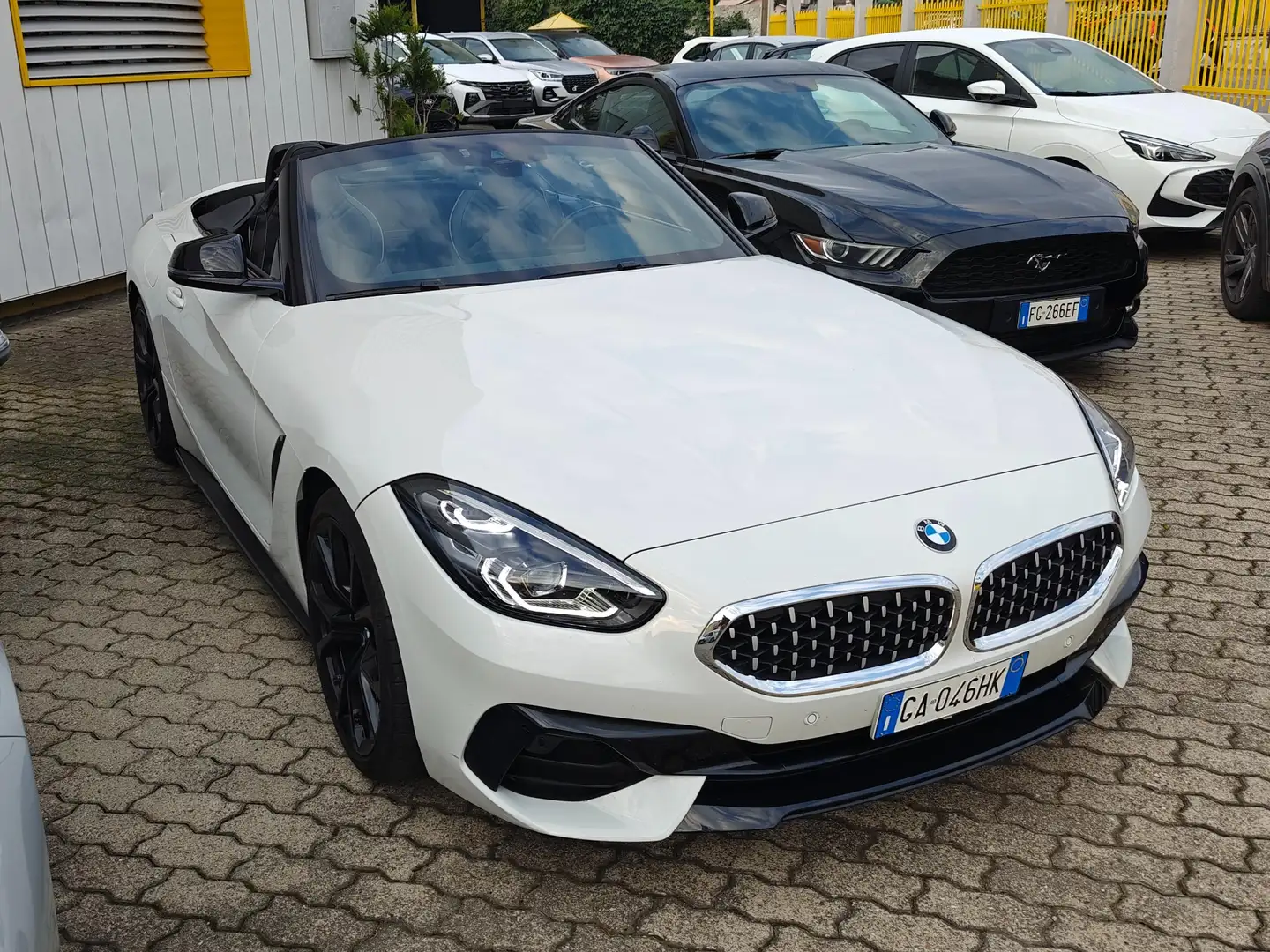 BMW Z4 Z4 G29 sdrive 20i Sport auto Bianco - 2
