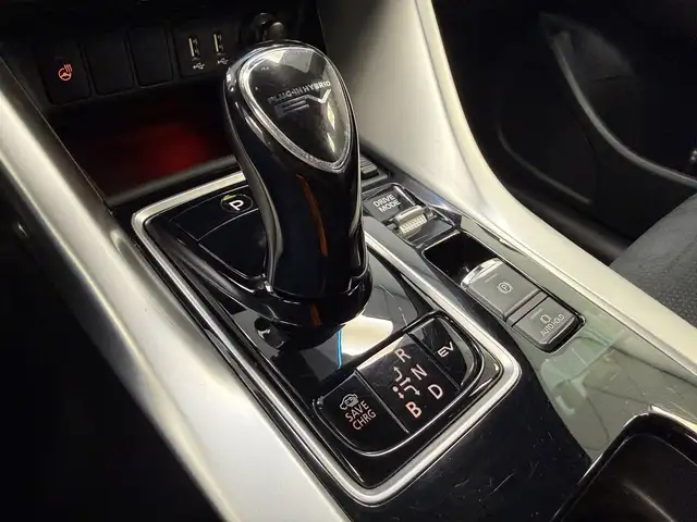 Mitsubishi Eclipse Cross view 12