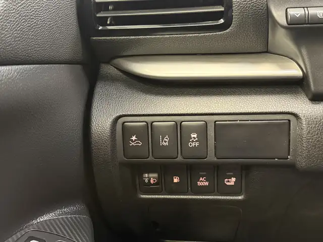 Mitsubishi Eclipse Cross view 17