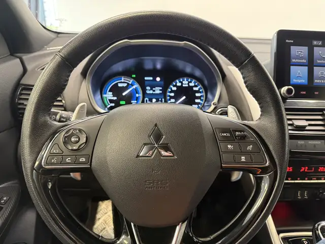 Mitsubishi Eclipse Cross view 10