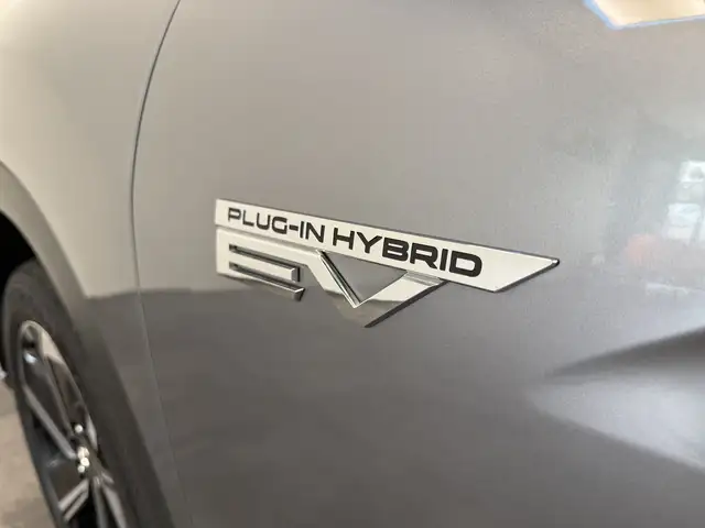 Mitsubishi Eclipse Cross view 5